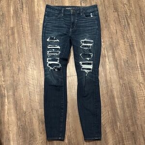 American Eagle Outfitters Women's Dark Blue Distressed Skinny Jeans